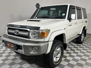 Used 2014 Toyota Land Cruiser 76 4.5D-4D V8 station wagon LX