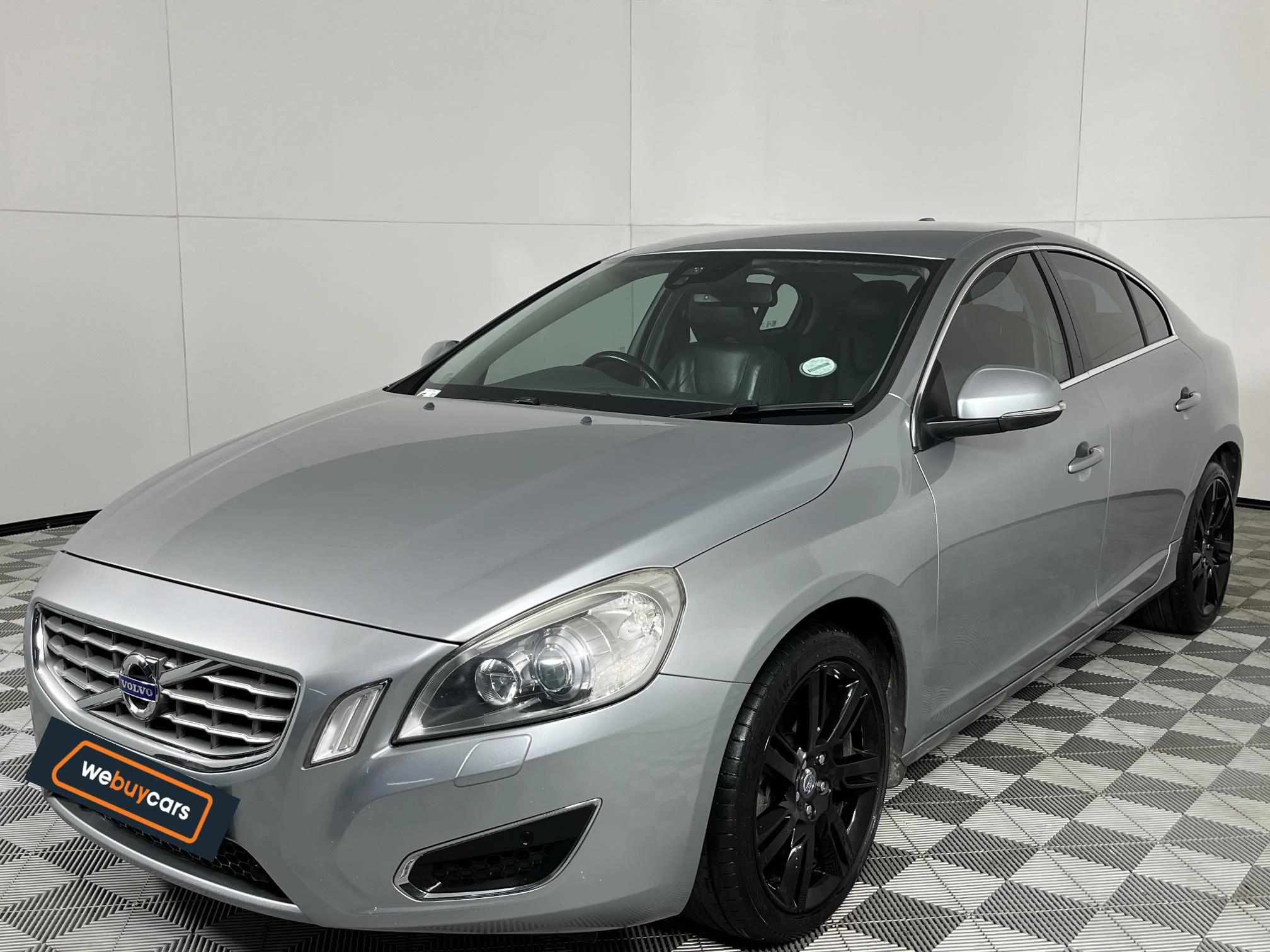 Used 2014 Volvo S60 T5 Essential auto
