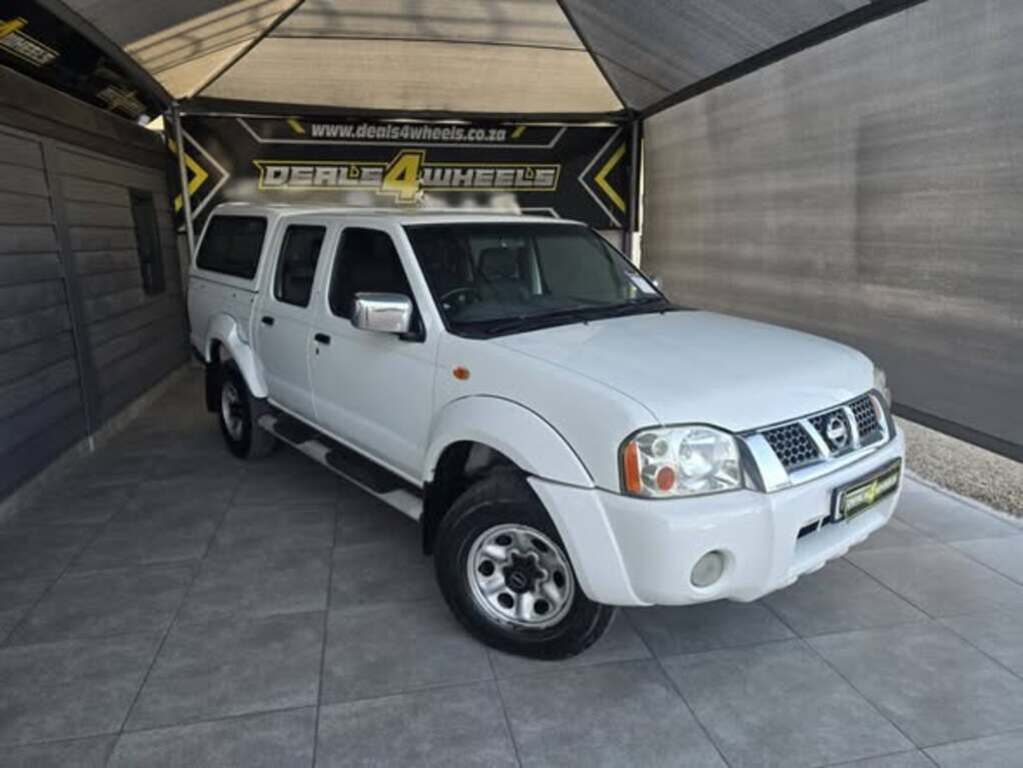 Used 2012 Nissan NP300 Hardbody 2.4 double cab 4x4