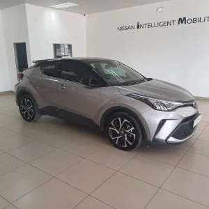 Used 2020 Toyota C-HR 1.2T Plus auto