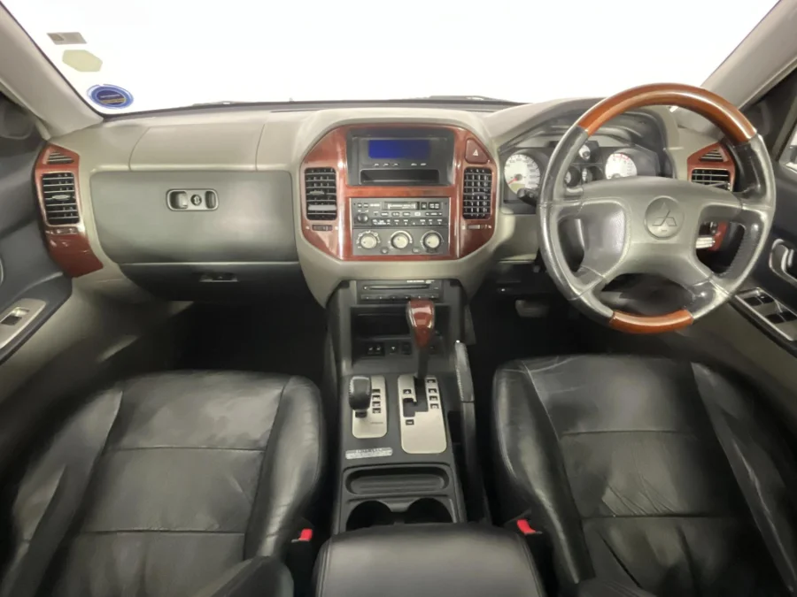 Used 2005 Mitsubishi Pajero 5-door 3.8 GLS - WeBuyCars Brackenfell Cape Town