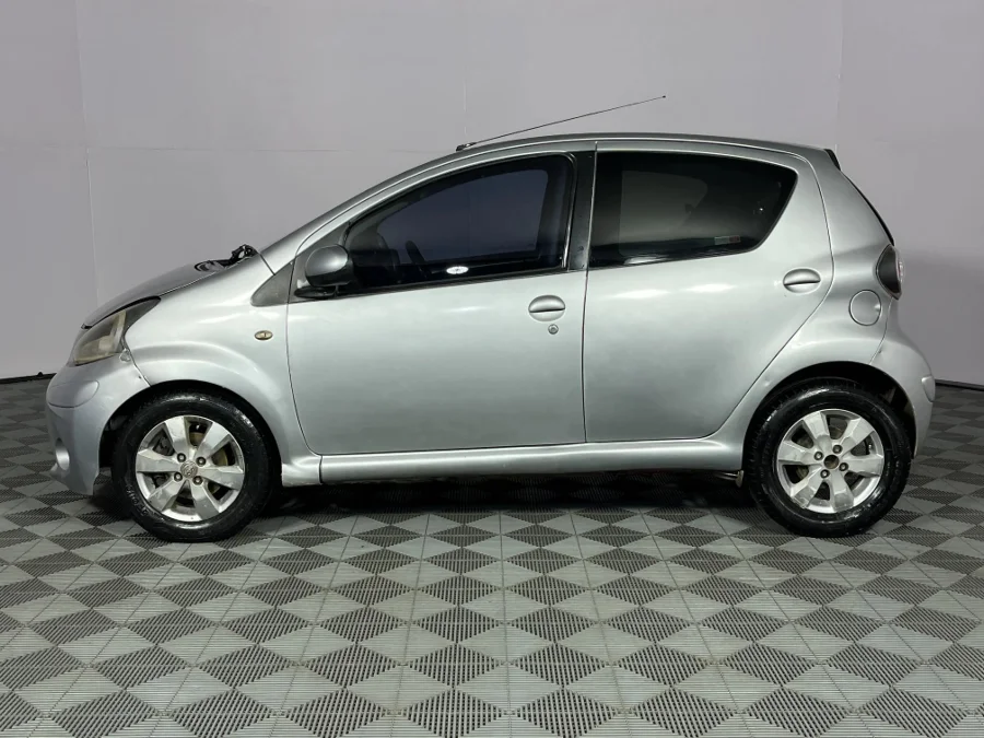 Used 2012 Toyota Aygo 1.0 Wild - WeBuyCars Rustenburg