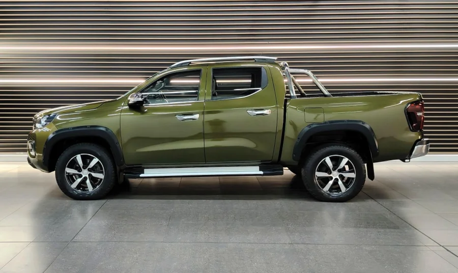 Used 2023 Peugeot Landtrek 1.9TD double cab 4Action 4x4 - BOTHA AND DEYSEL EXECUTIVE MOTORS