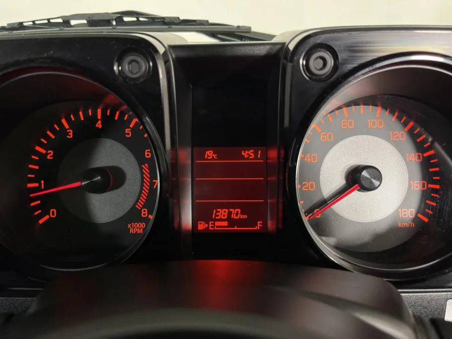 Used 2024 Suzuki Jimny 1.5 GLX AllGrip 3-door manual - WeBuyCars JHB South