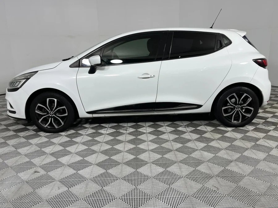 Used 2017 Renault Clio 66kW turbo Dynamique - WeBuyCars Richmond