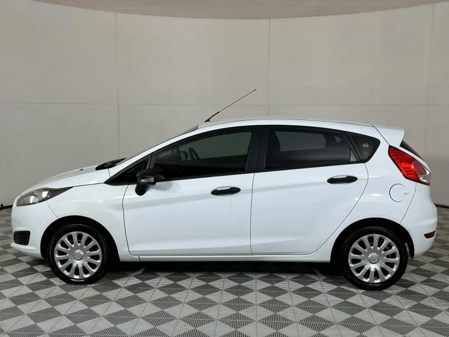 Used 2017 Ford Fiesta 5-door 1.0T Ambiente - WeBuyCars Vereeniging