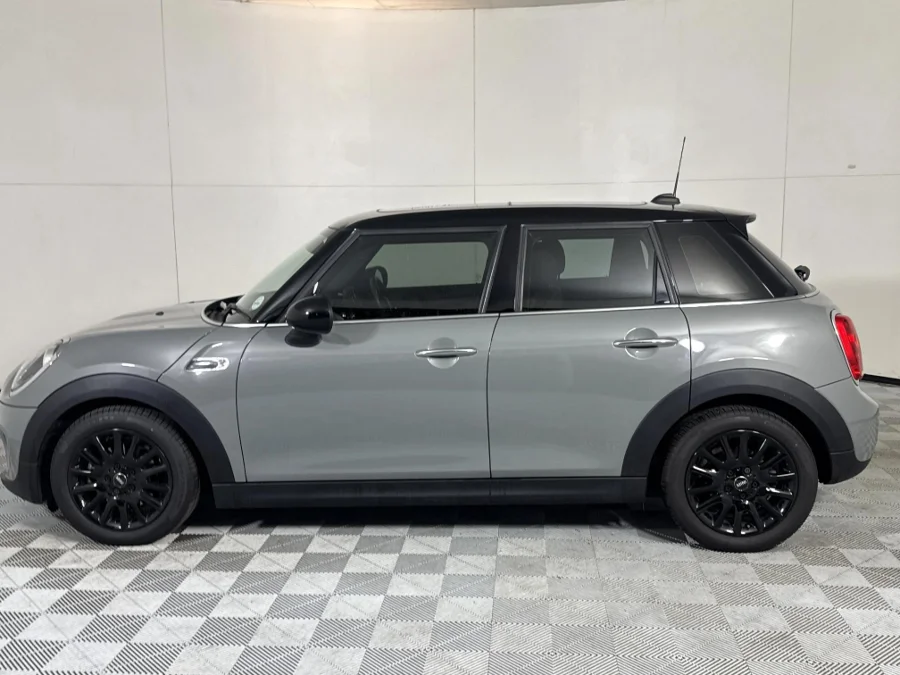 Used 2019 MINI Hatch Cooper Hatch 5-door - WeBuyCars Midstream