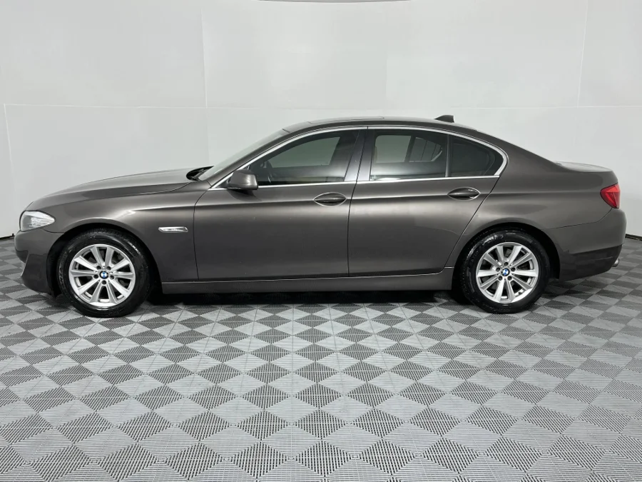 Used 2012 BMW 5 Series 520i Exclusive - WeBuyCars Montana