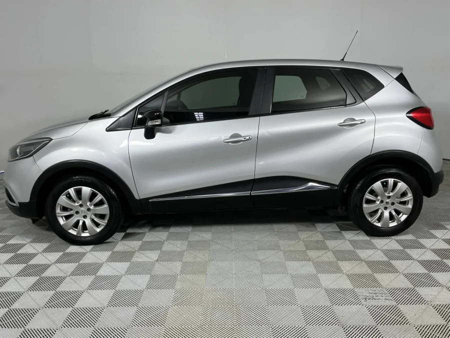 Used 2017 Renault Captur 66kW turbo Expression - WeBuyCars Silverlakes