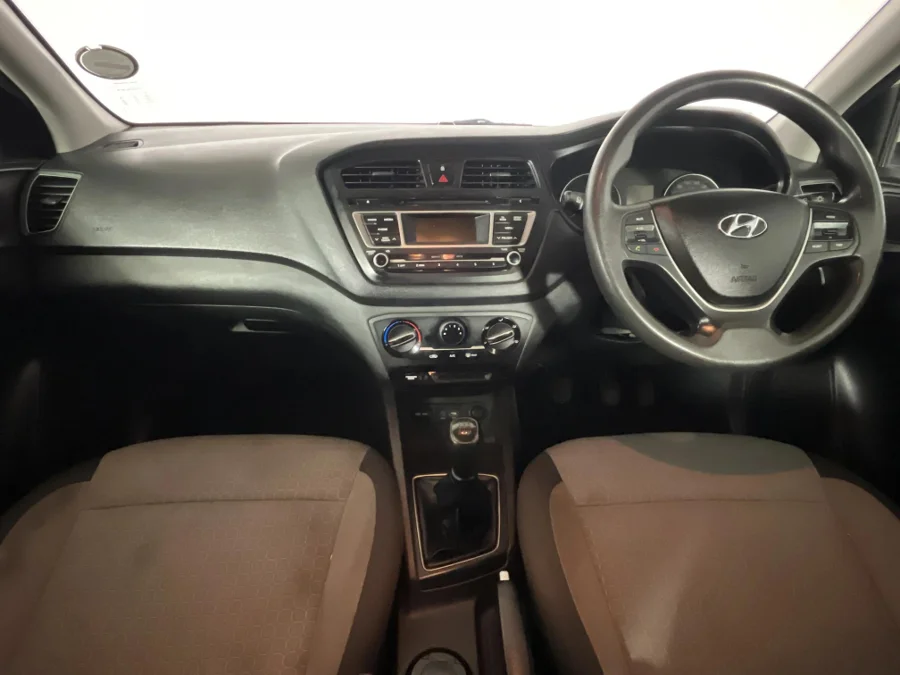 Used 2017 Hyundai i20 1.2 Fluid - WeBuyCars Montana