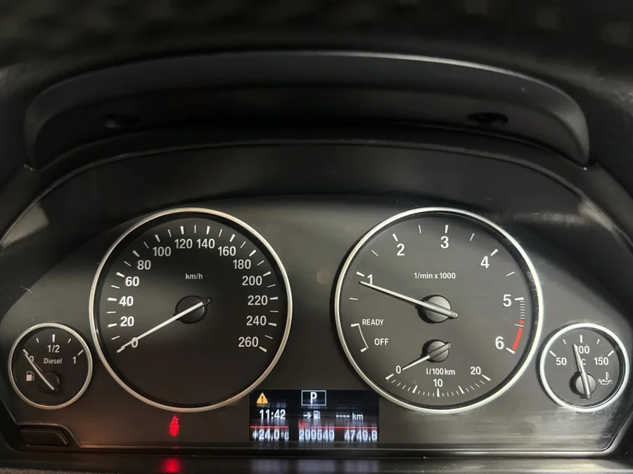 Used 2013 BMW 3 Series 320d sports-auto - WeBuyCars Midstream