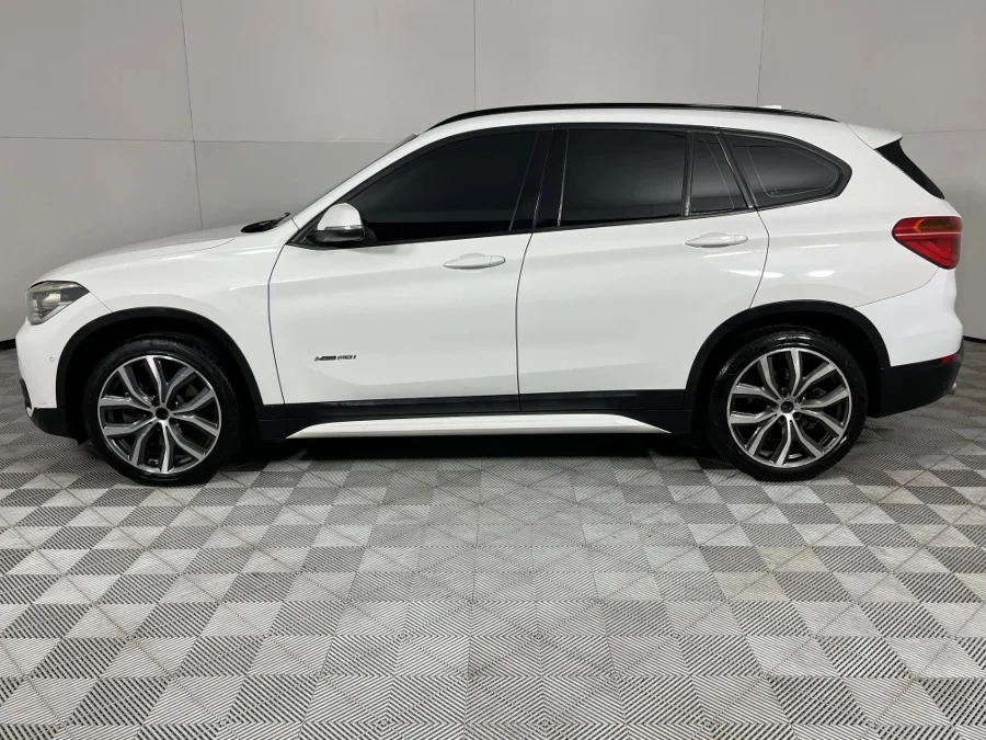 Used 2016 BMW X1 xDrive20i xLine sports-auto - WeBuycars East London