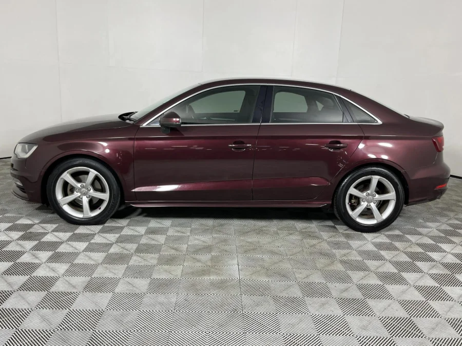 Used 2014 Audi A3 sedan 1.4TFSI SE auto - WeBuyCars The Dome