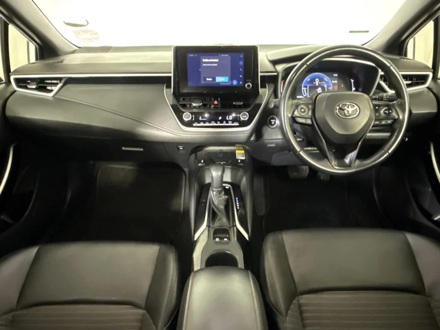 Used 2023 Toyota Corolla 1.8 Hybrid XR - WeBuyCars Midstream