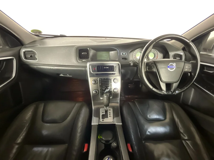 Used 2011 Volvo V60 D3 Geartronic - WeBuyCars Montana