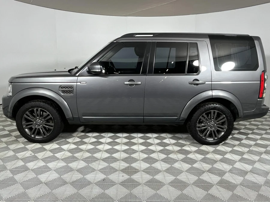 Used 2017 Land Rover Discovery SDV6 Graphite - WeBuyCars Richmond