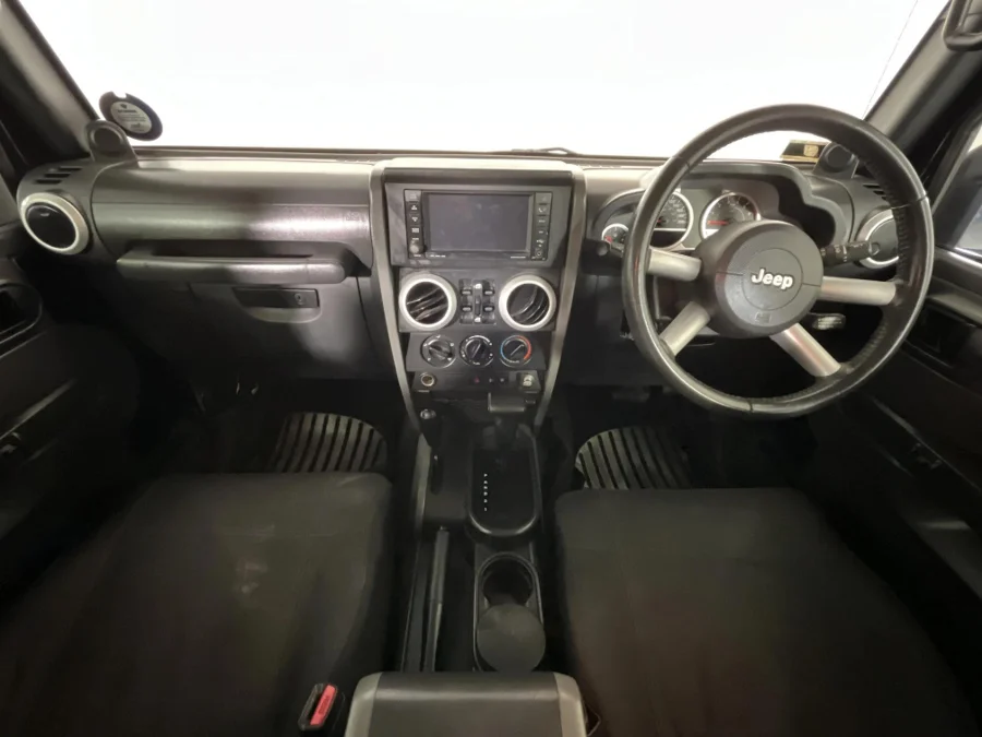 Used 2009 Jeep Wrangler Unlimited 3.8L Sahara - WeBuyCars JHB South