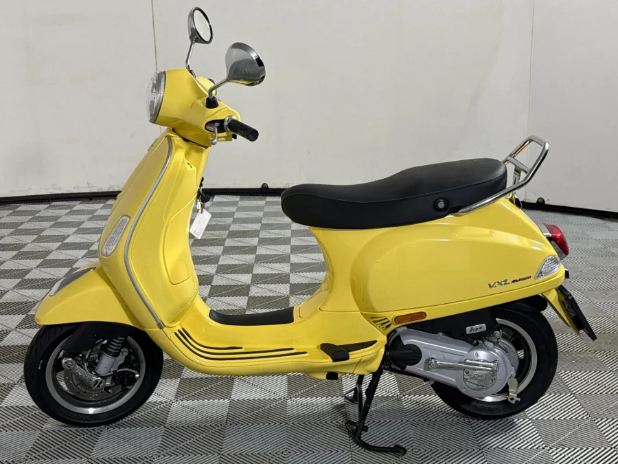 Used 2024 Vespa Vespa 946 (150) - WeBuyCars Midstream