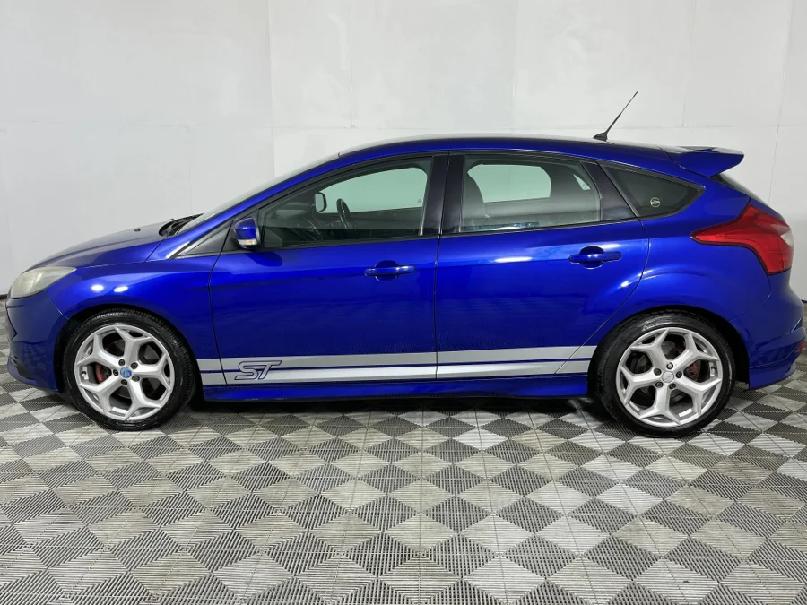 Used 2013 Ford Focus ST 1 - WeBuyCars George Used 2013 Ford Focus ST 1 - WeBuyCars George