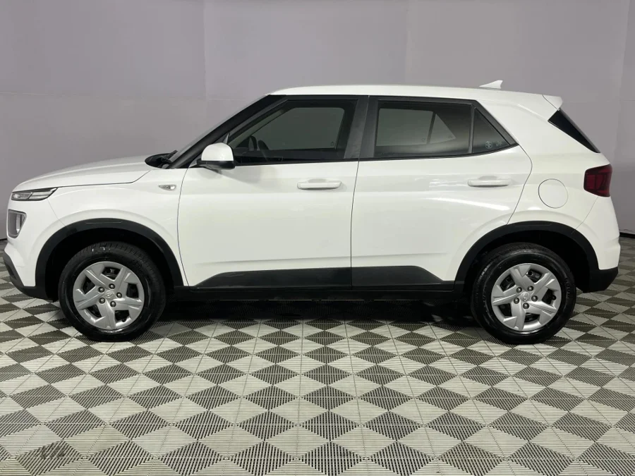 Used 2022 Hyundai Venue 1.0T Motion manual - WeBuyCars Montana