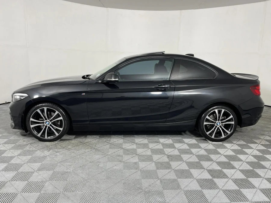 Used 2019 BMW 2 Series 220i coupe M Sport - WeBuyCars The Dome