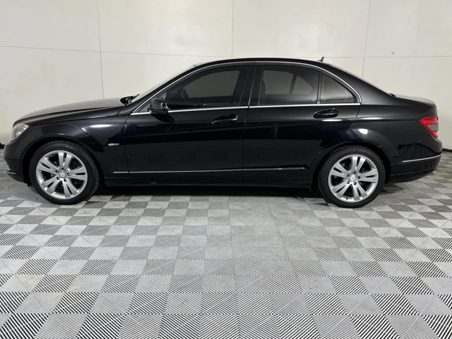 Used 2011 Mercedes-Benz C-Class C200CGI Avantgarde Touchshift - WeBuyCars Midstream