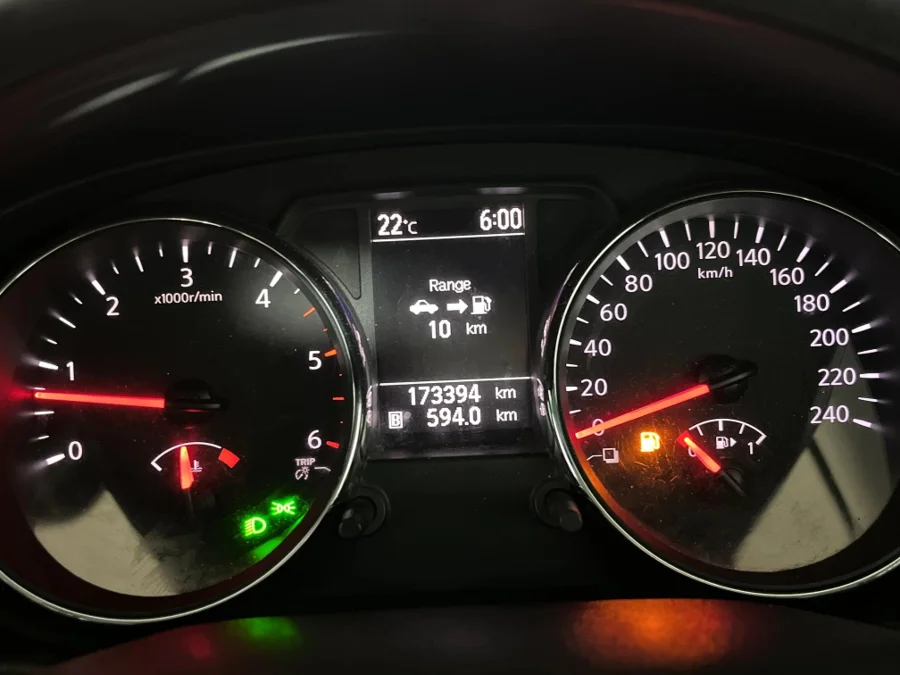 Used 2011 Nissan Qashqai 2.0dCi Acenta - WeBuyCars Germiston