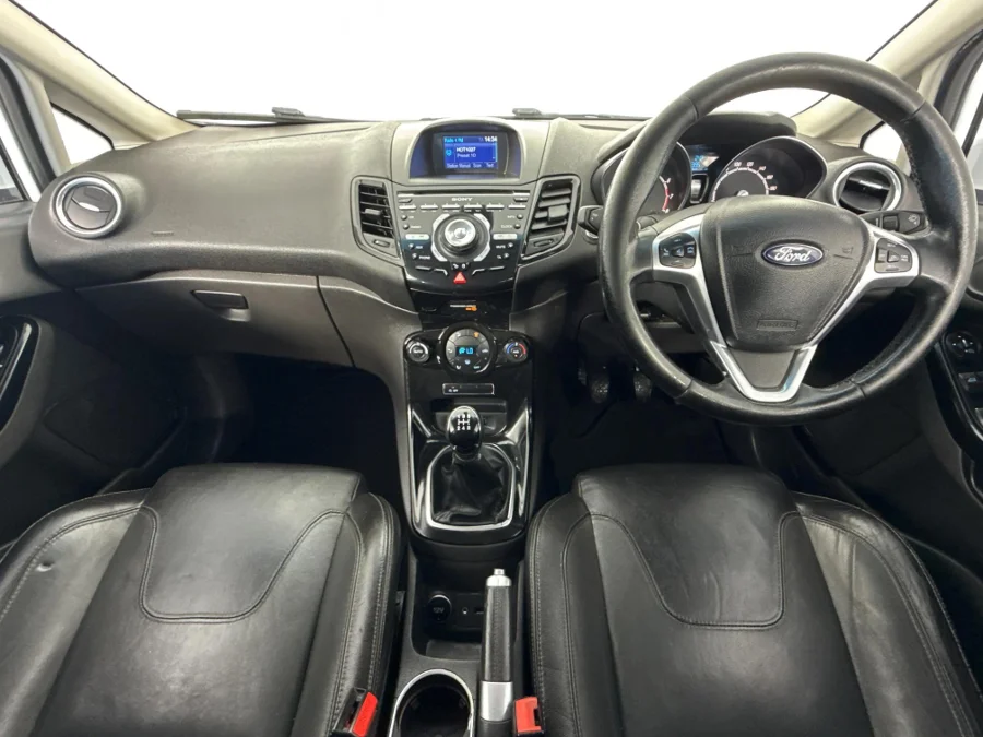 Used 2014 Ford Fiesta 5-door 1.0T Titanium - WeBuyCars Vereeniging