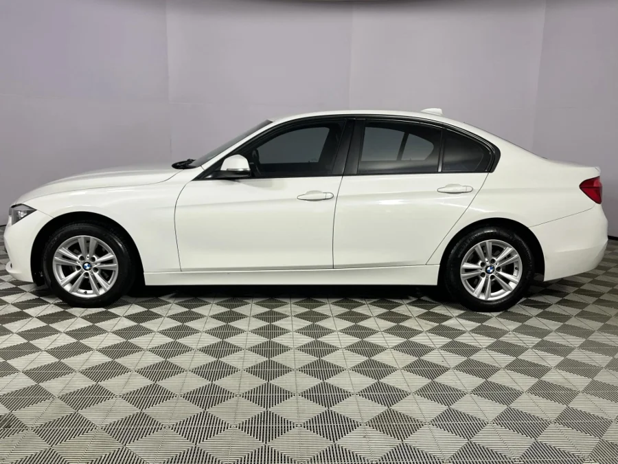 Used 2017 BMW 3 Series 320i Sport Line sports-auto - WeBuyCars The Dome