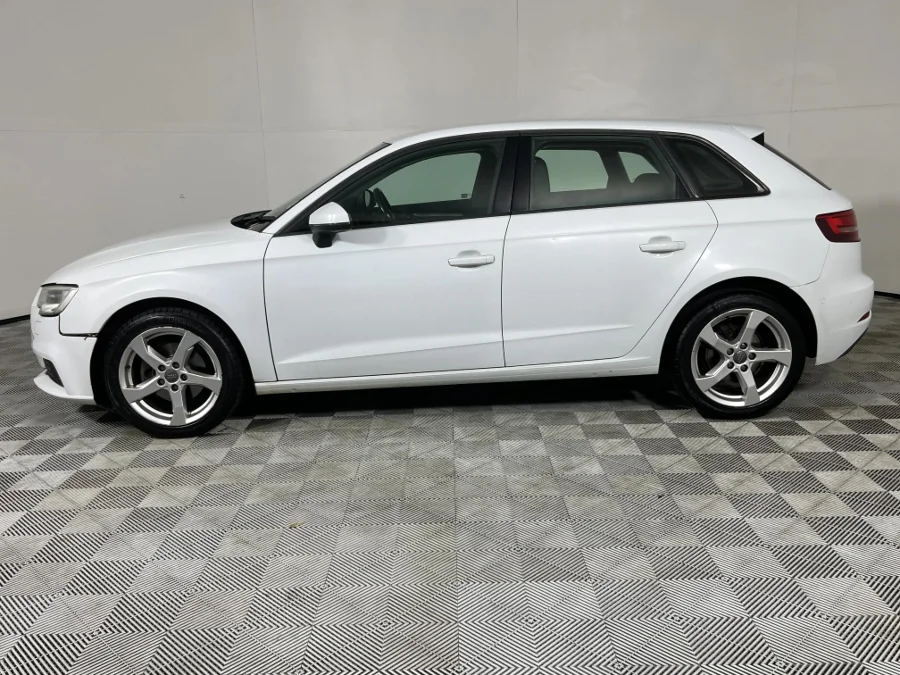 Used 2019 Audi A3 Sportback 30TFSI S line - WeBuyCars Silverlakes