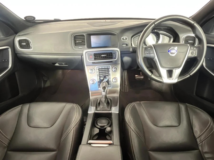 Used 2016 Volvo S60 T4 Momentum - WeBuyCars George