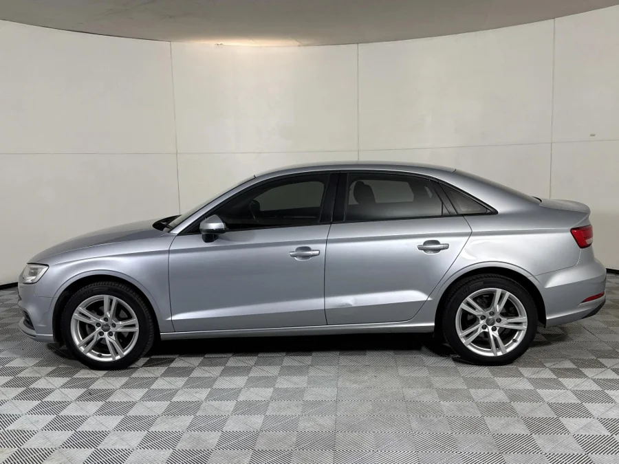 Used 2019 Audi A3 sedan 30TFSI S line - WeBuyCars Midstream
