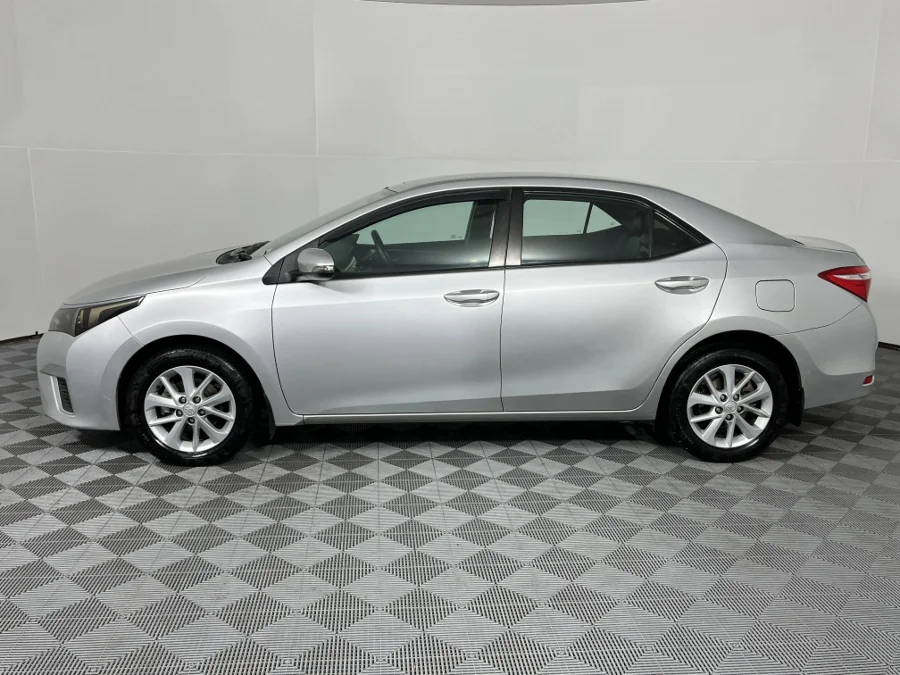 Used 2015 Toyota Corolla 1.6 Prestige - WeBuyCars Montana