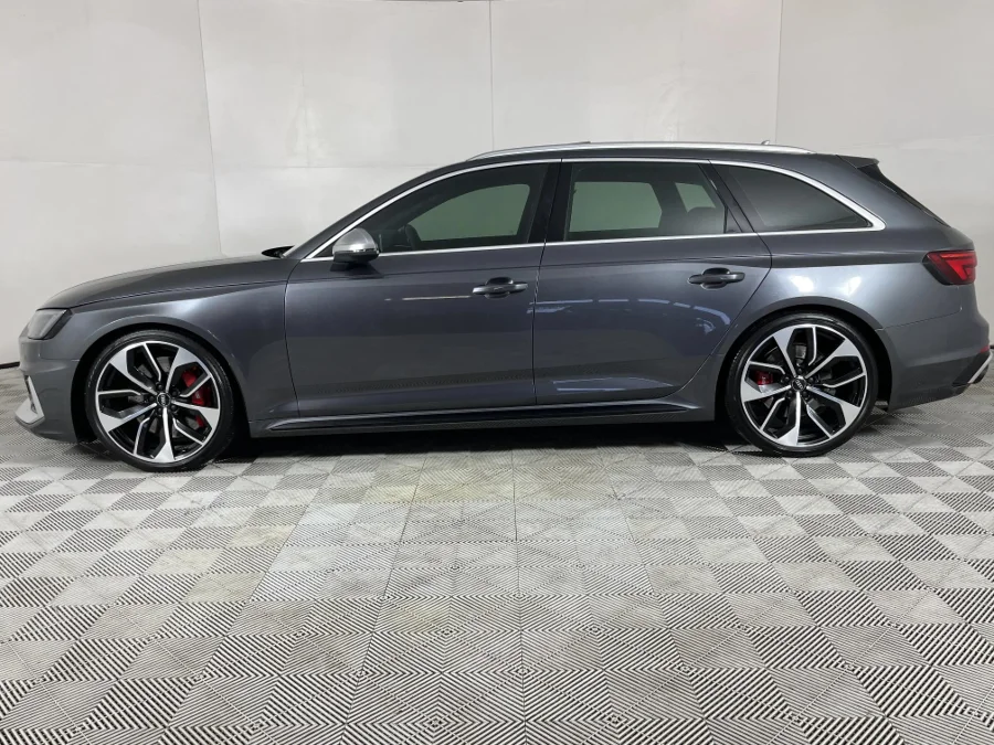 Used 2020 Audi RS4 Avant quattro - WeBuyCars Montana