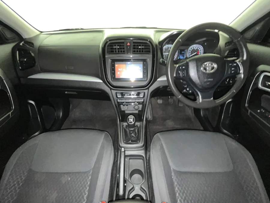 Used 2023 Toyota Urban Cruiser 1.5 XR manual - WeBuyCars Montana