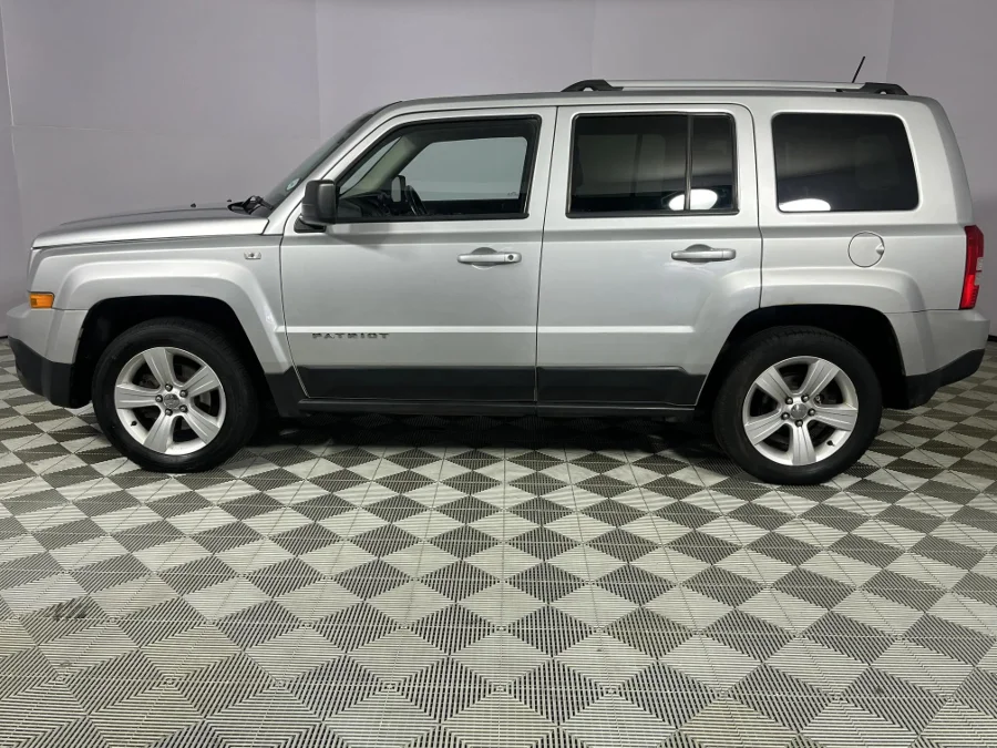 Used 2014 Jeep Patriot 2.4L Limited auto - WeBuyCars Durban
