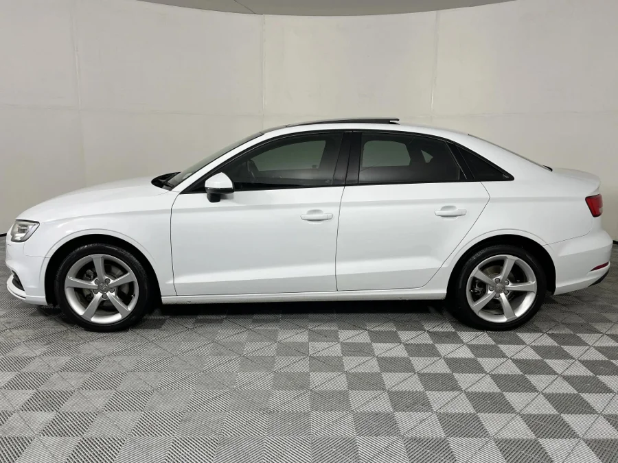 Used 2017 Audi A3 sedan 35TFSI Black Edition - WeBuyCars Midstream