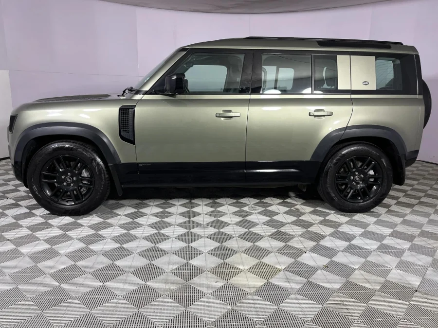 Used 2021 Land Rover Defender 110 D300 X-Dynamic SE - WeBuyCars Germiston