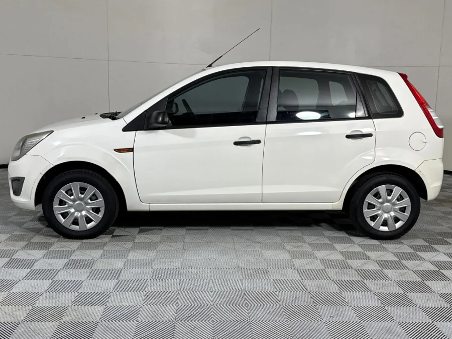 Used 2014 Ford Figo 1.4 Ambiente - WeBuyCars Midstream