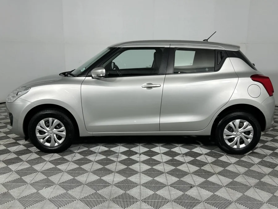 Used 2022 Suzuki Swift 1.2 GL manual - WeBuyCars Richmond