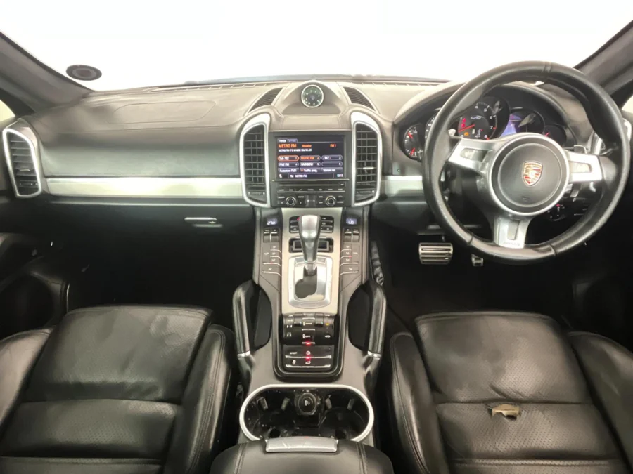 Used 2011 Porsche Cayenne turbo - WeBuyCars JHB South