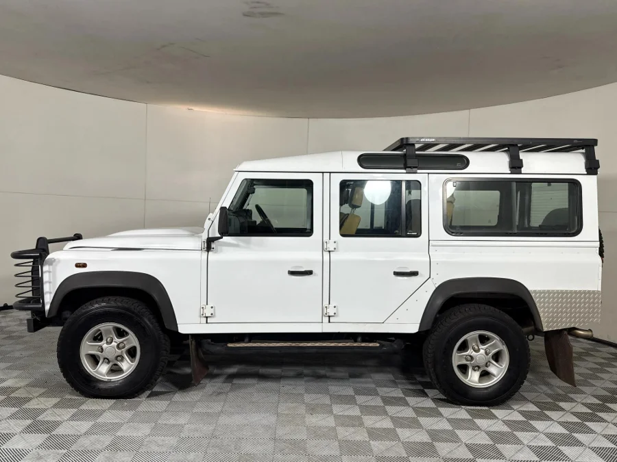 Used 2014 Land Rover Defender 110 TD station wagon S - WeBuyCars Midstream
