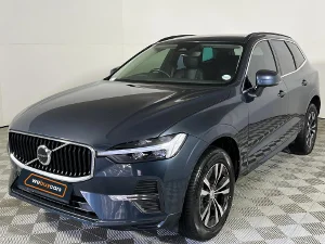 Used 2022 Volvo XC60 B5 Momentum
