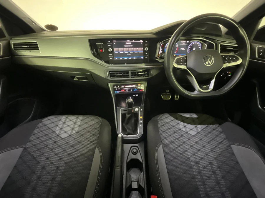 Used 2024 Volkswagen Taigo 1.0TSI R-Line - WeBuyCars Durban