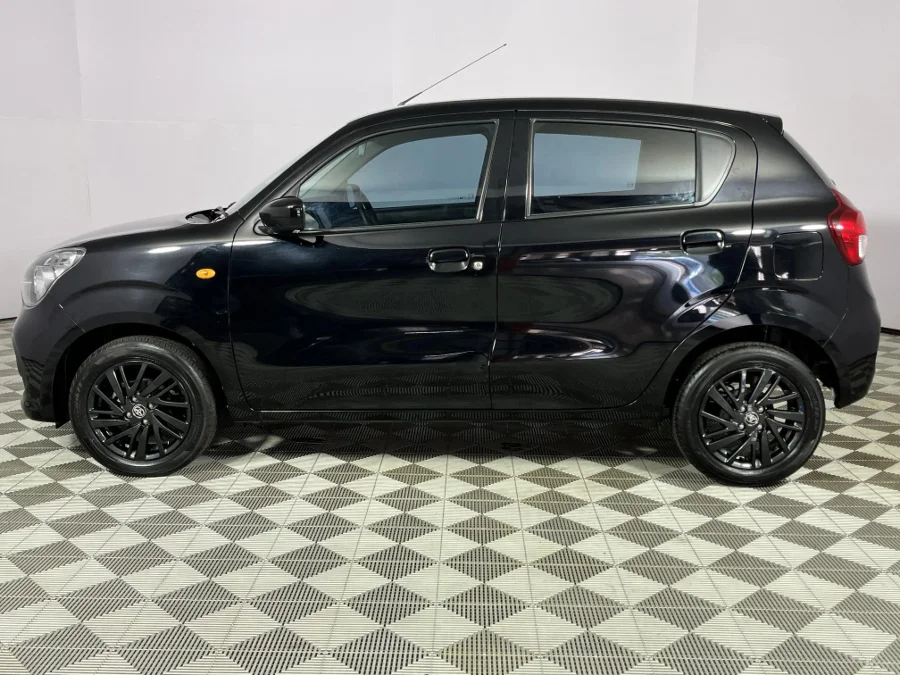 Used 2024 Toyota Vitz 1.0 XR auto - WeBuyCars Durban