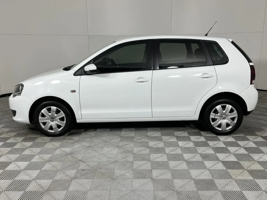 Used 2014 Volkswagen Polo Vivo hatch 1.4 Trendline - WeBuycars East London