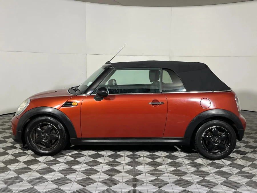 Used 2011 MINI Convertible Cooper Convertible steptronic - WeBuyCars Germiston
