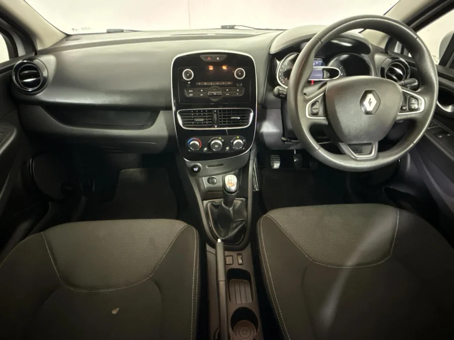 Used 2020 Renault Clio 66kW turbo Expression - WeBuyCars Midstream