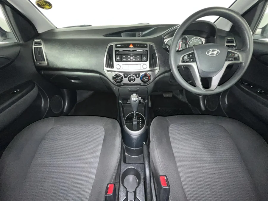 Used 2014 Hyundai i20 1.4 Fluid auto - WeBuyCars Montana