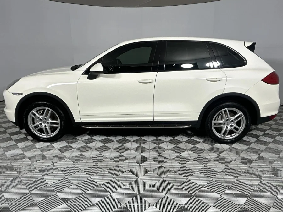 Used 2011 Porsche Cayenne S - WeBuyCars Lansdowne
